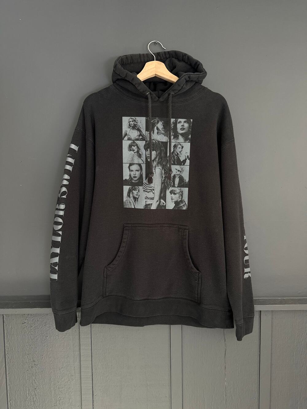Taylor Swift The Eras Tour Black Hoodie Sweater Concert Merch Unisex Size Large